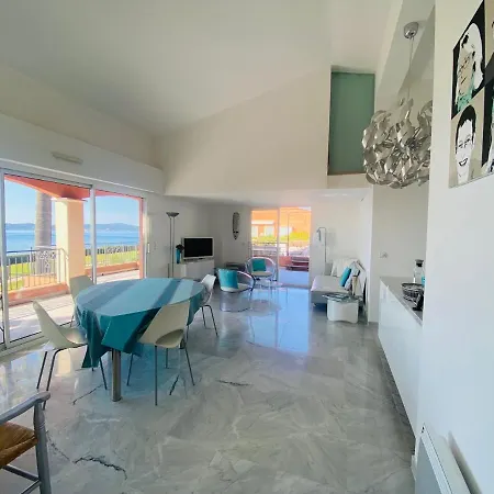 De La Mer Apartment Sainte-Maxime